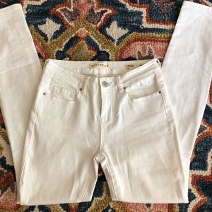 Bullhead Pac Sun white low rise skinny jeans !!!